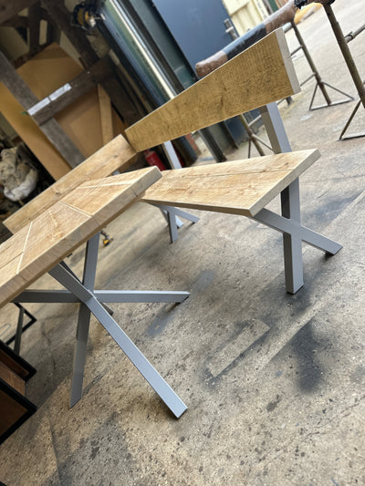 Spider Frame Table