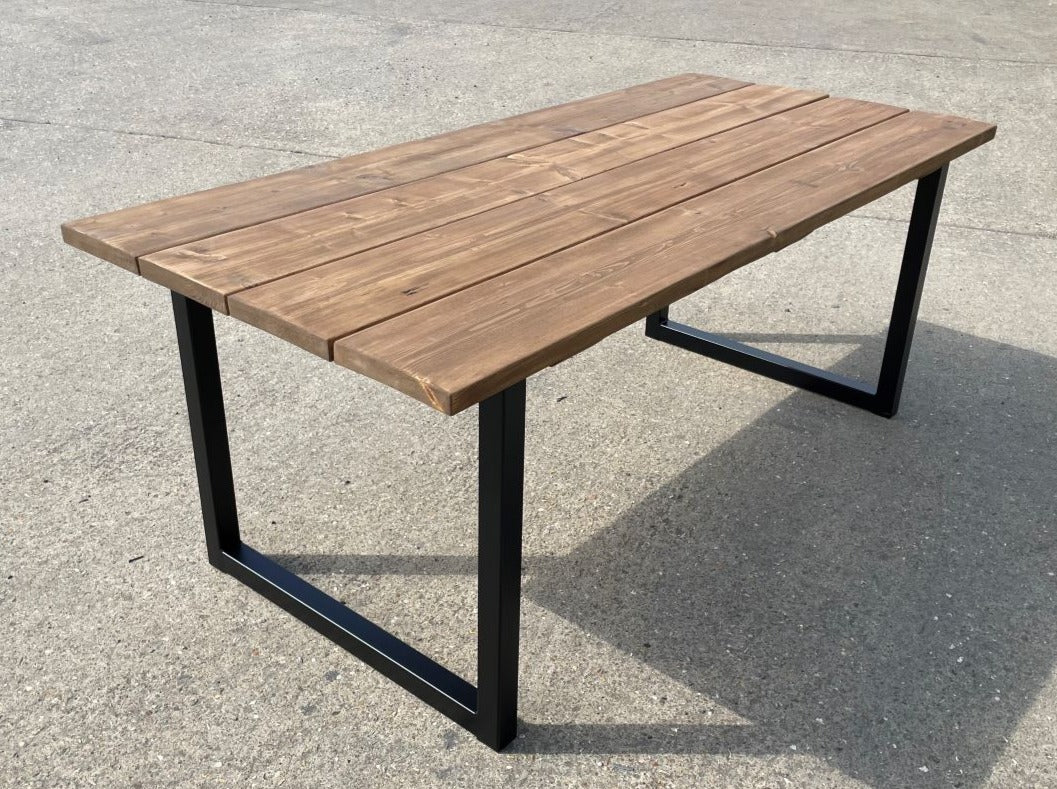Weather Resistant Table